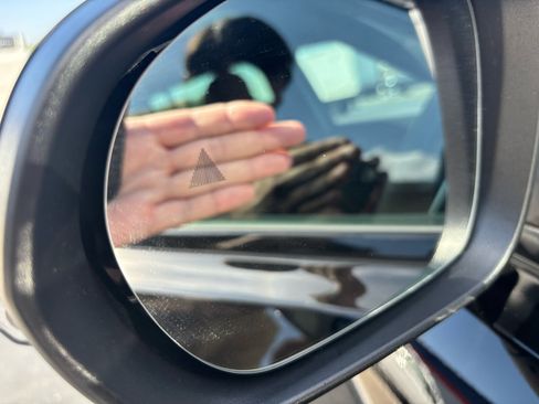 Used 2024 Dodge Hornet R/T Plus image 35