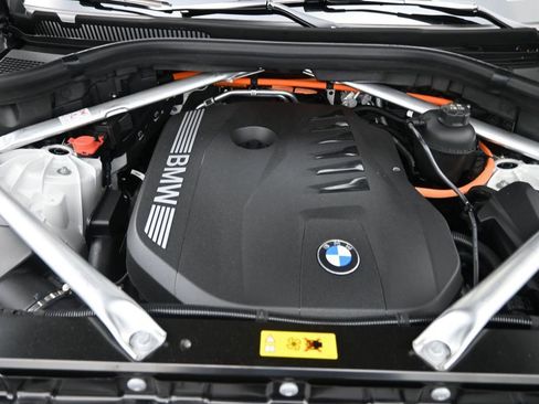New 2026 BMW X5 xDrive50e AWD/4WD image 18