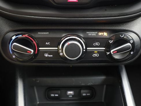 Used 2023 Kia Soul LX w/ Option Group 015 image 22