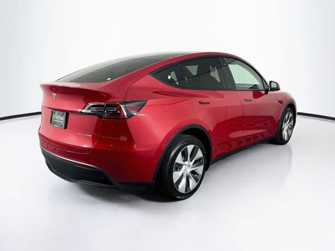 Used 2022 Tesla Model Y Long Range AWD/4WD image 9