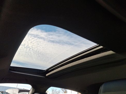 Used 2025 Honda Civic Sport image 14