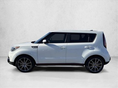 Used 2018 Kia Soul ! image 9