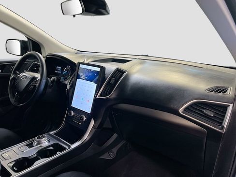 Used 2024 Ford Edge SE w/ Black Appearance Package image 26