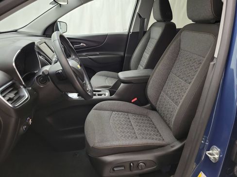 Certified 2024 Chevrolet Equinox LT w/ LPO, Floor Liner Package FWD image 9