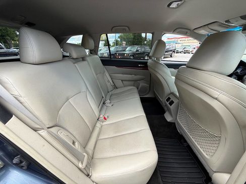 Used 2013 Subaru Outback 2.5i Limited AWD/4WD image 11