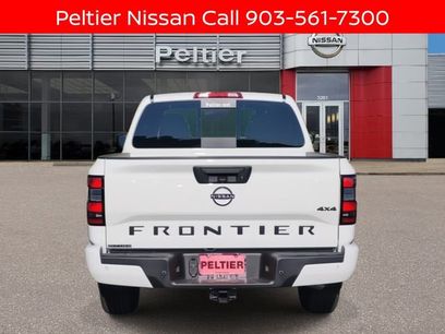 New 2026 Nissan Frontier SV w/ Tow Package