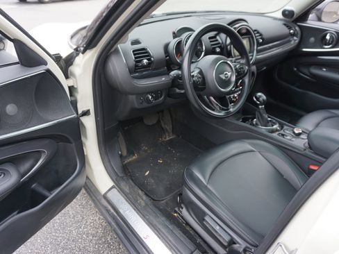 Used 2017 MINI Cooper Clubman S image 7