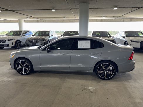 Used 2024 Volvo S60 B5 Plus w/ Climate Package FWD image 5