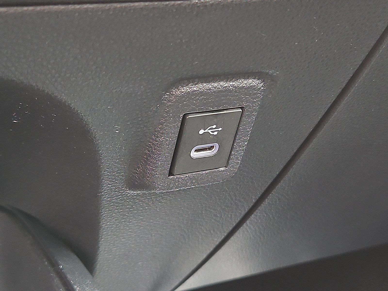 Used 2024 Toyota Corolla LE FWD image 22