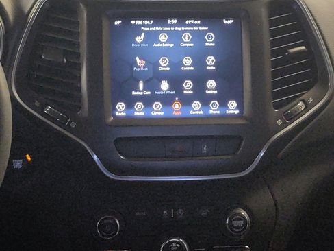 Used 2022 Jeep Cherokee Trailhawk w/ Trailer Tow Group image 25