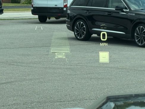 Used 2023 Chevrolet Silverado 1500 ZR2 image 25