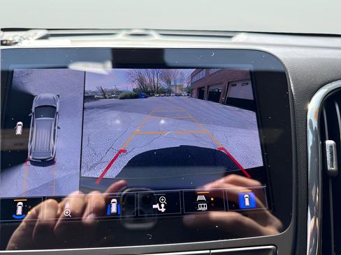 Used 2023 Chevrolet Equinox RS AWD/4WD image 27