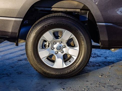 Used 2021 RAM 1500 Big Horn image 12