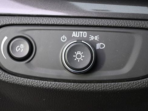 Used 2018 Buick Encore Preferred AWD/4WD image 24