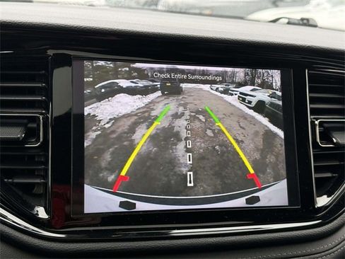 Used 2022 Dodge Durango GT image 38