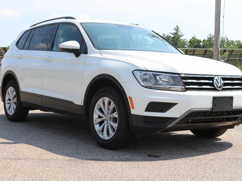 Used 2020 Volkswagen Tiguan S image 6
