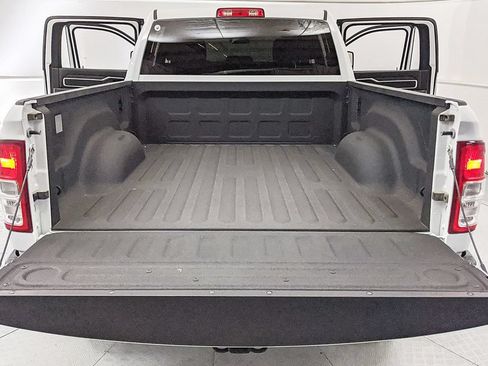 Used 2024 RAM 2500 Big Horn w/ Off Road Package AWD/4WD image 18