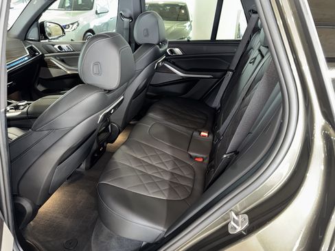 Used 2026 BMW X5 sDrive40i w/ M Sport Package RWD image 15