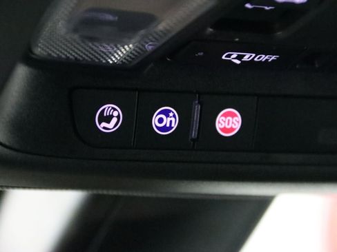 Used 2020 Chevrolet Blazer Premier w/ LPO, Floor Liner Package image 17