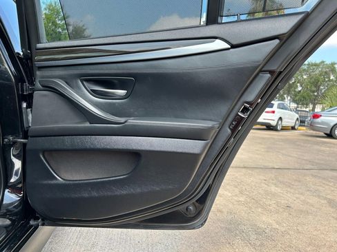 Used 2013 BMW 550i Sedan image 33