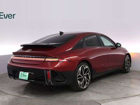 Used 2024 Hyundai Ioniq 6 Limited RWD image 3