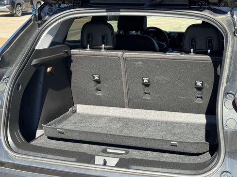 Used 2024 Chevrolet Trax LT w/ Driver Confidence Package image 30