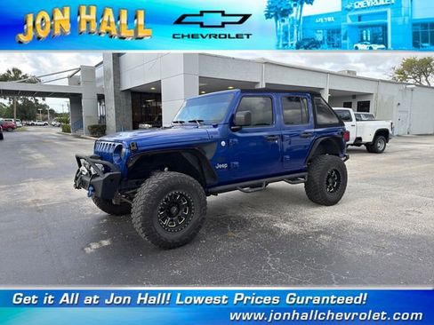 Used 2020 Jeep Wrangler Unlimited Sport AWD/4WD image 2