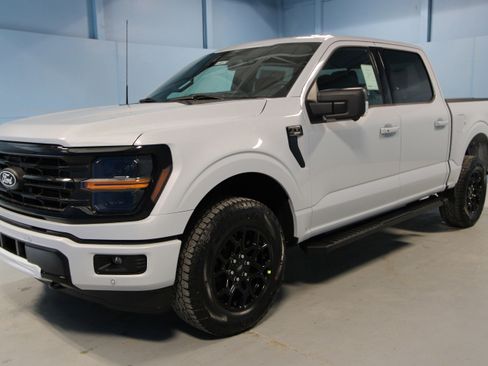 New 2025 Ford F150 XLT w/ Equipment Group 302A MID image 28