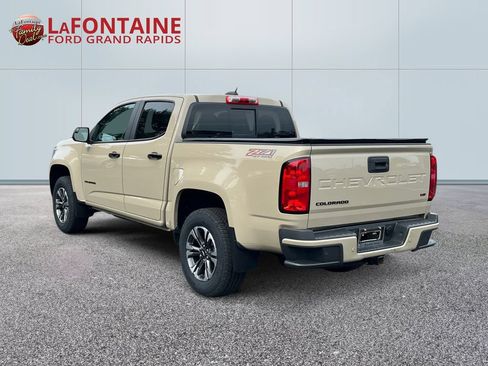 Used 2021 Chevrolet Colorado Z71 AWD/4WD image 5