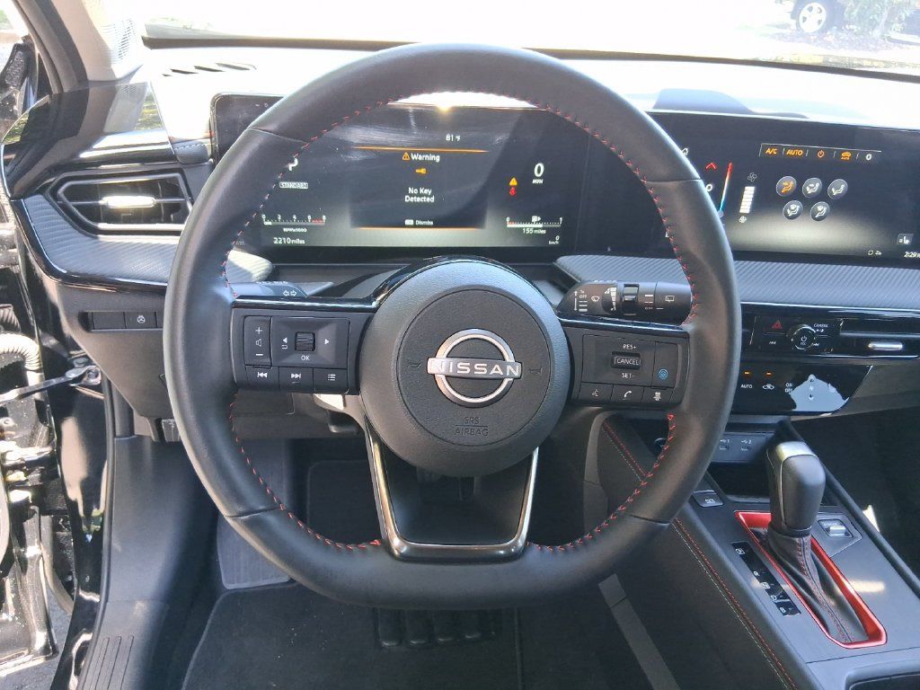 Used 2026 Nissan Kicks SR w/ SR Premium Package AWD/4WD image 15