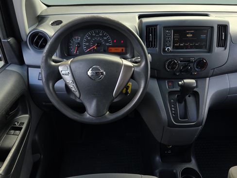 Used 2020 Nissan NV200 S w/ Back Door Glass Package FWD image 10