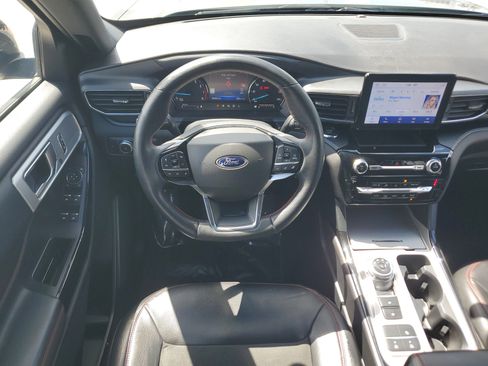Used 2022 Ford Explorer ST-Line image 21