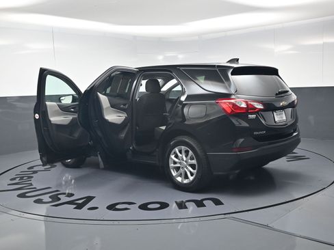 Used 2020 Chevrolet Equinox LS w/ LS Convenience Package AWD/4WD image 26