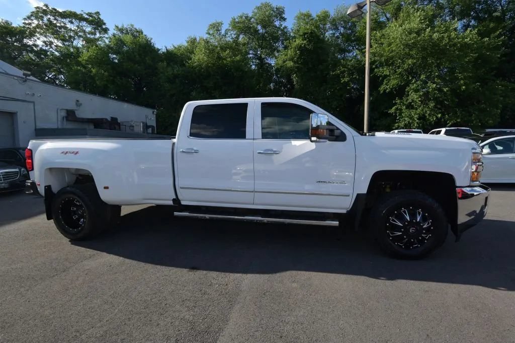 Used 2016 Chevrolet Silverado 3500 LTZ w/ Duramax Plus Package AWD/4WD image 7
