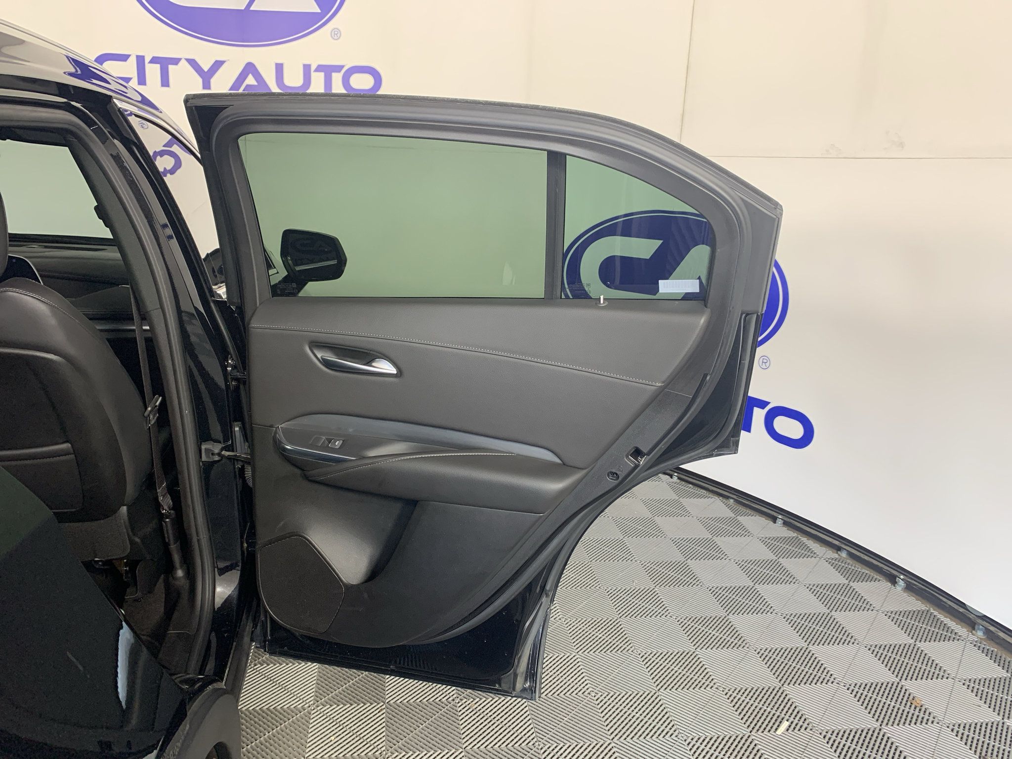 Used 2024 Cadillac XT4 Premium Luxury AWD/4WD image 35