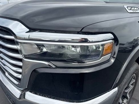 Used 2025 RAM 1500 Laramie AWD/4WD image 20