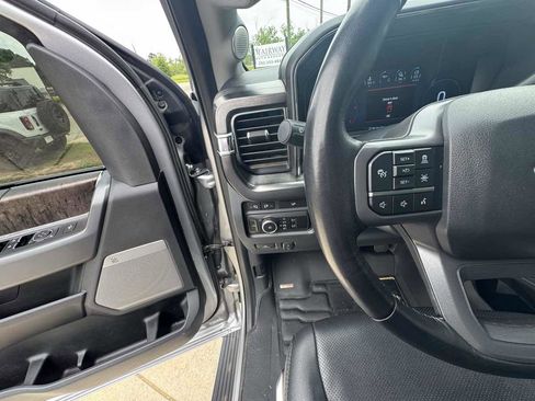 Used 2024 Ford F350 Lariat w/ Lariat Ultimate Package AWD/4WD image 14