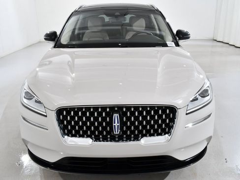 Used 2022 Lincoln Corsair Grand Touring w/ Elements Technology Bundle image 3