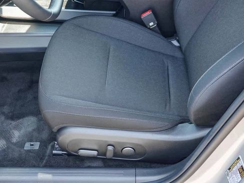 Used 2025 Hyundai Ioniq 6 SE image 21