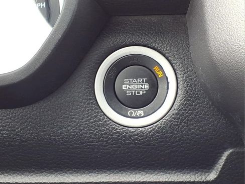 Used 2022 RAM 1500 Big Horn AWD/4WD image 7