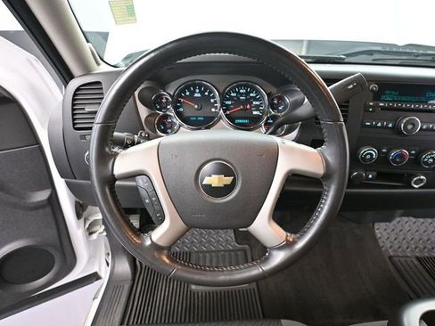 Used 2009 Chevrolet Silverado 1500 LT w/ Power Pack Plus image 25