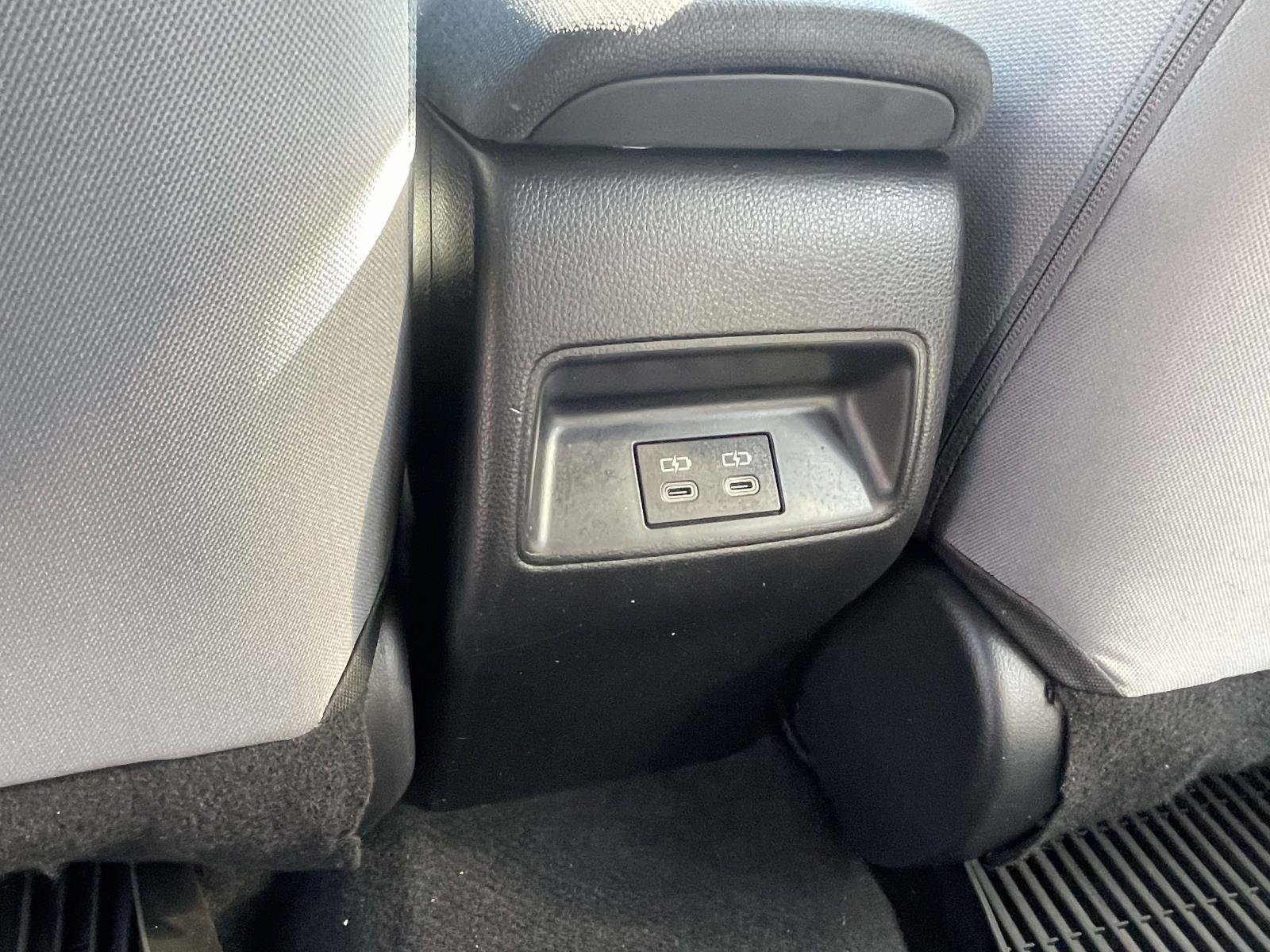 Used 2026 Toyota Corolla SE FWD image 12