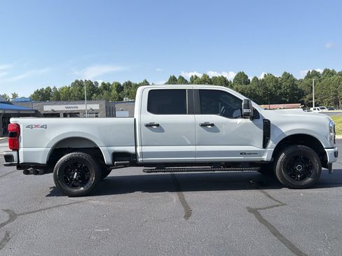 Used 2025 Ford F250 XL w/ STX Appearance Package AWD/4WD image 32