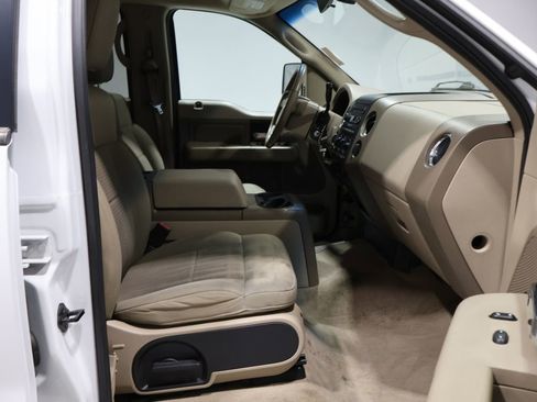 Used 2006 Ford F150 XLT image 22