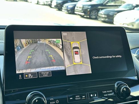 Used 2024 INFINITI QX80 Luxe image 12