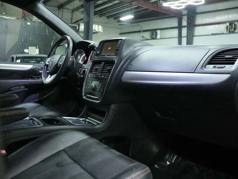Used 2019 Dodge Grand Caravan GT image 24