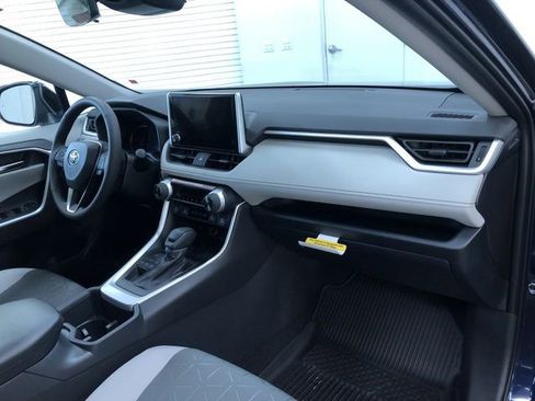 New 2025 Toyota RAV4 XLE image 23