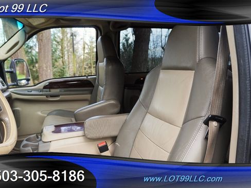 Used 2004 Ford Excursion Eddie Bauer RWD image 2