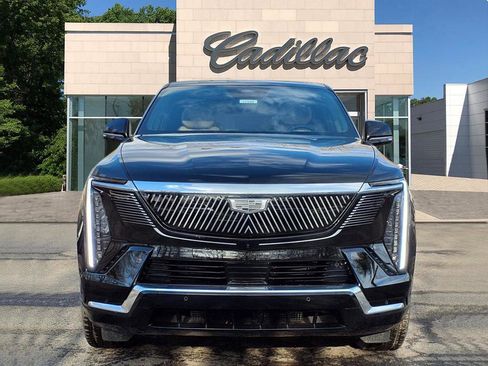 New 2025 Cadillac Escalade IQ Luxury 2 image 8