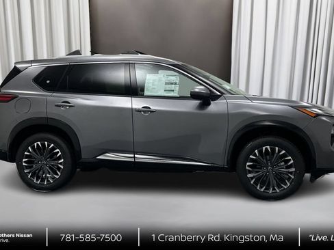 New 2026 Nissan Rogue Platinum w/ Platinum Premium Package AWD/4WD image 4
